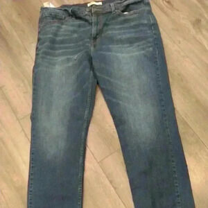 Levi's
